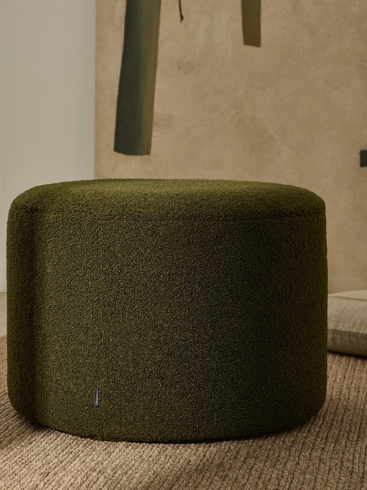 Kaeli voetenbank met afneembare hoes in groen bouclé ⌀60 cm