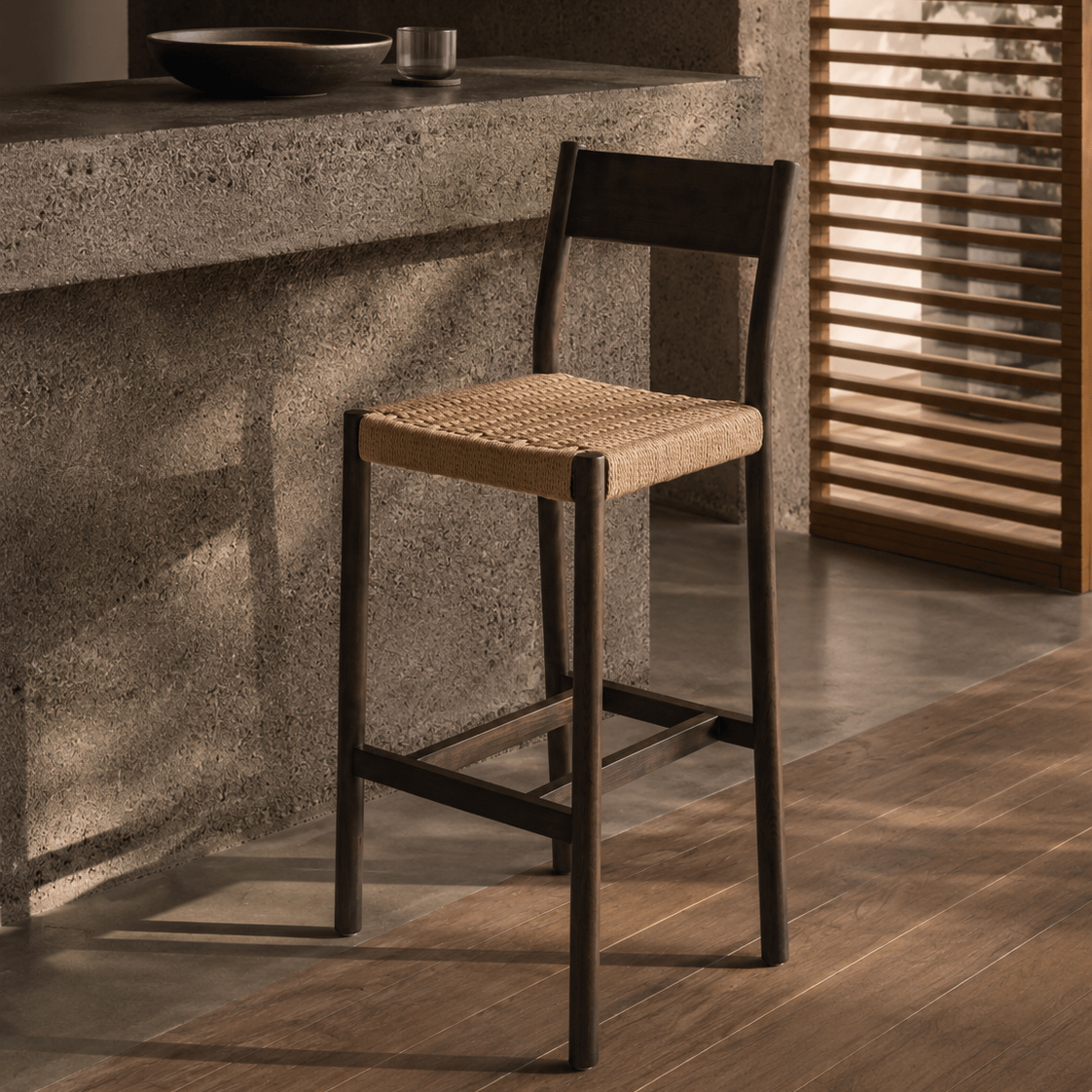 Barstoel OVAREN Ash Wood Toasted Walnut/Natural Weave