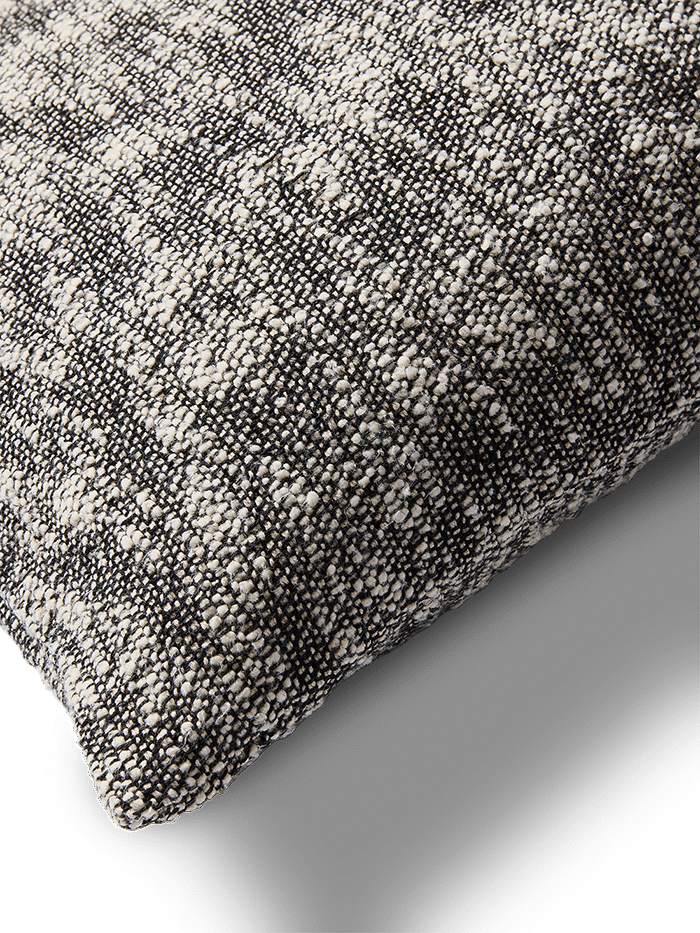 Mevia kussenhoes van linnenmix in beige en zwart 50 x 50 cm