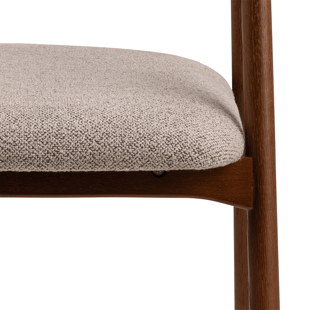 Fauteuil COLETTE Monza Beige - Poot Walnoot Fauteuil COLETTE Monza Beige - Poot Walnoot