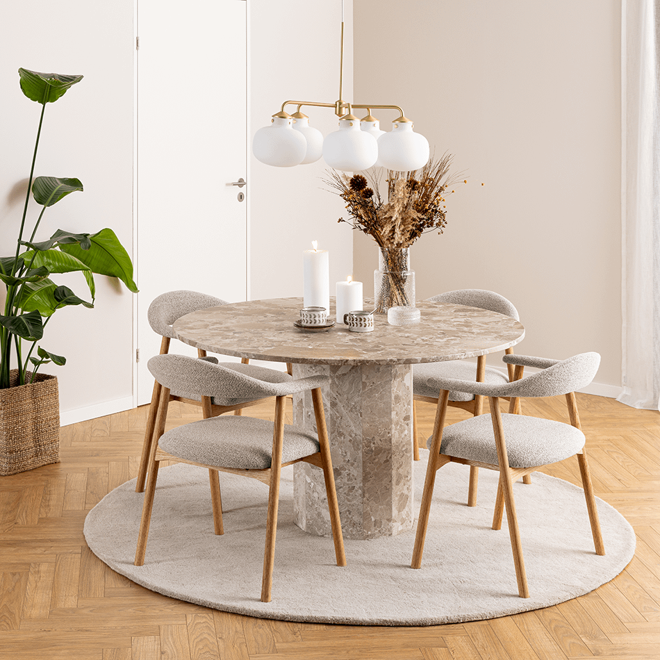 Armstoel COLETTE Monza Beige - Poot Eik Armstoel COLETTE Monza Beige - Poot Eik