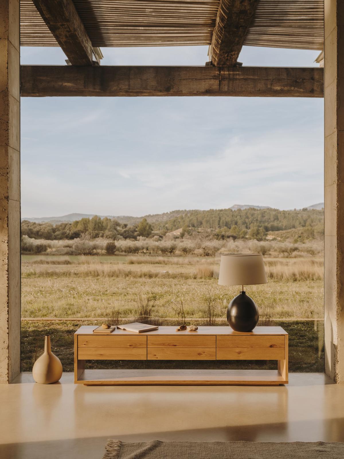 TV-meubel Alguema 3 laden in eiken fineer met natuurlijke afwerking 200 x 51 cm