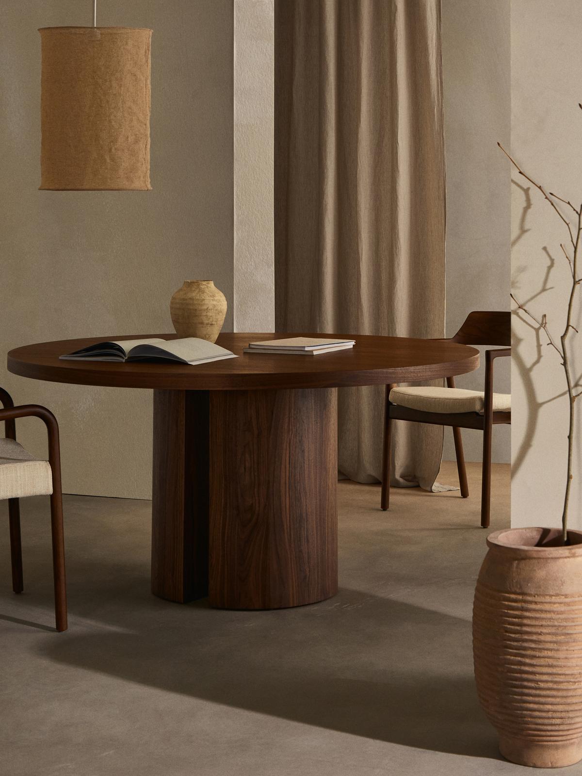 Eettafel Nealy Walnootfineer Ø120 cm