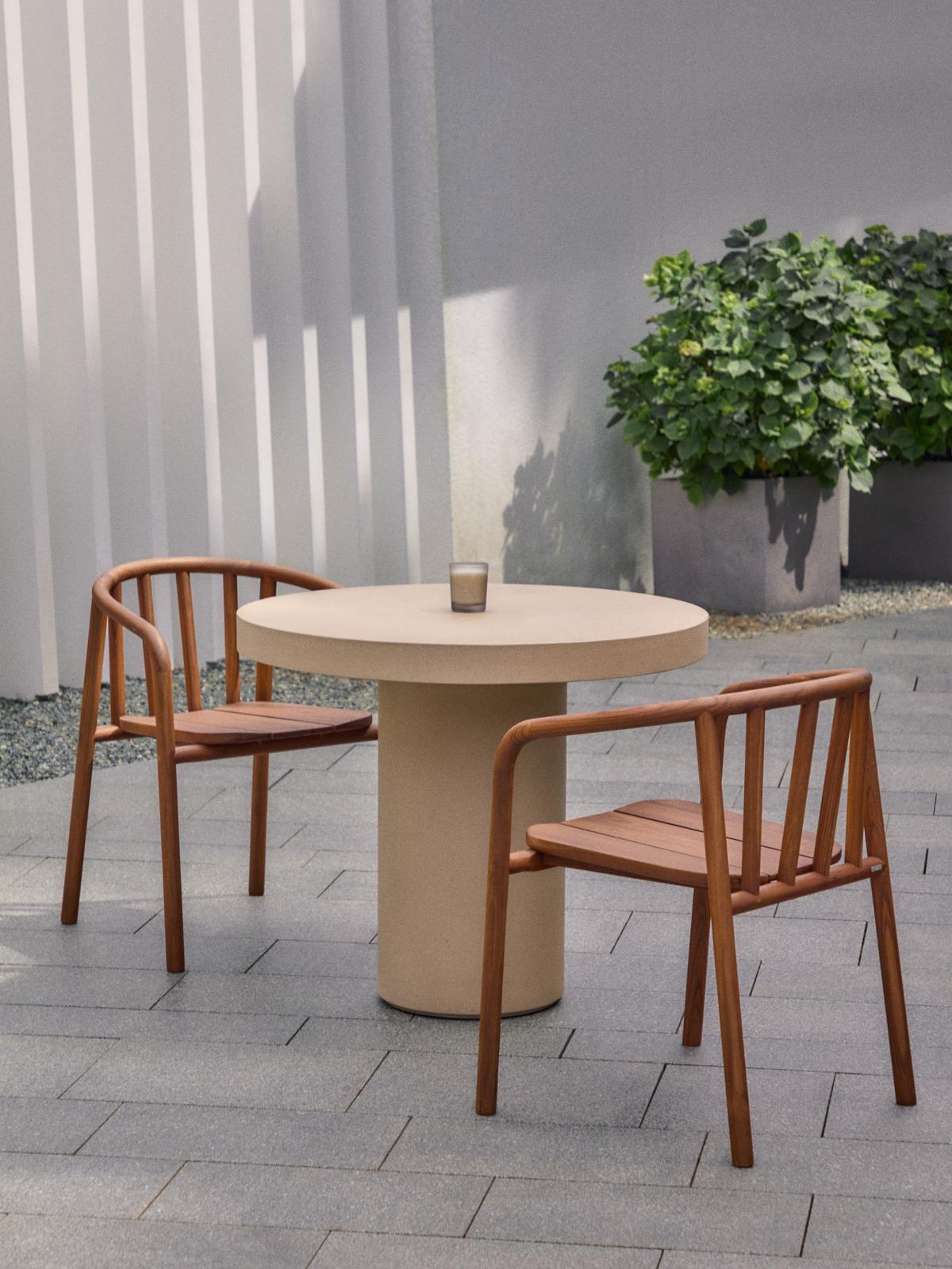 Aiguablava beige ronde tafel van cement ⌀90 cm