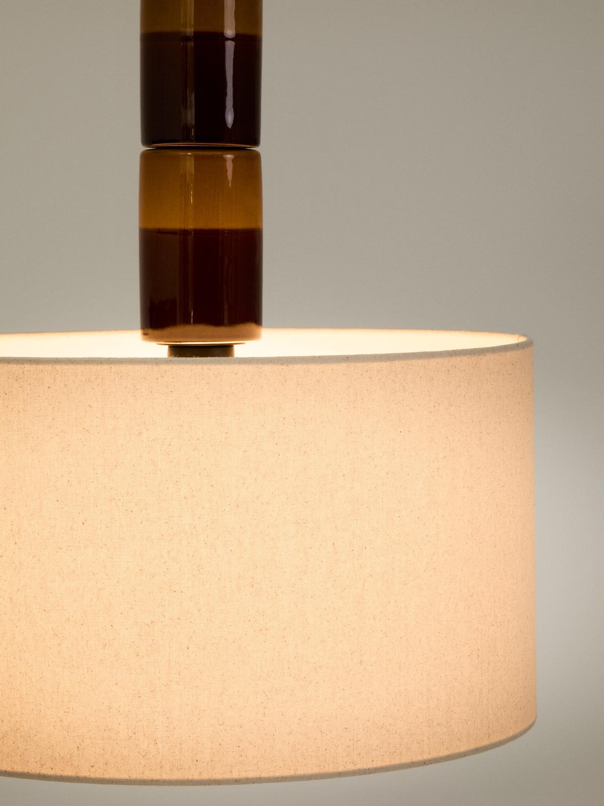 Mavran plafondlamp van bruin en mosterdgeel keramiek en lampenkap van katoen 