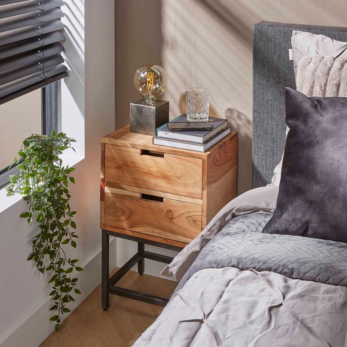 Nachttafel FLORIEN Massief Acacia