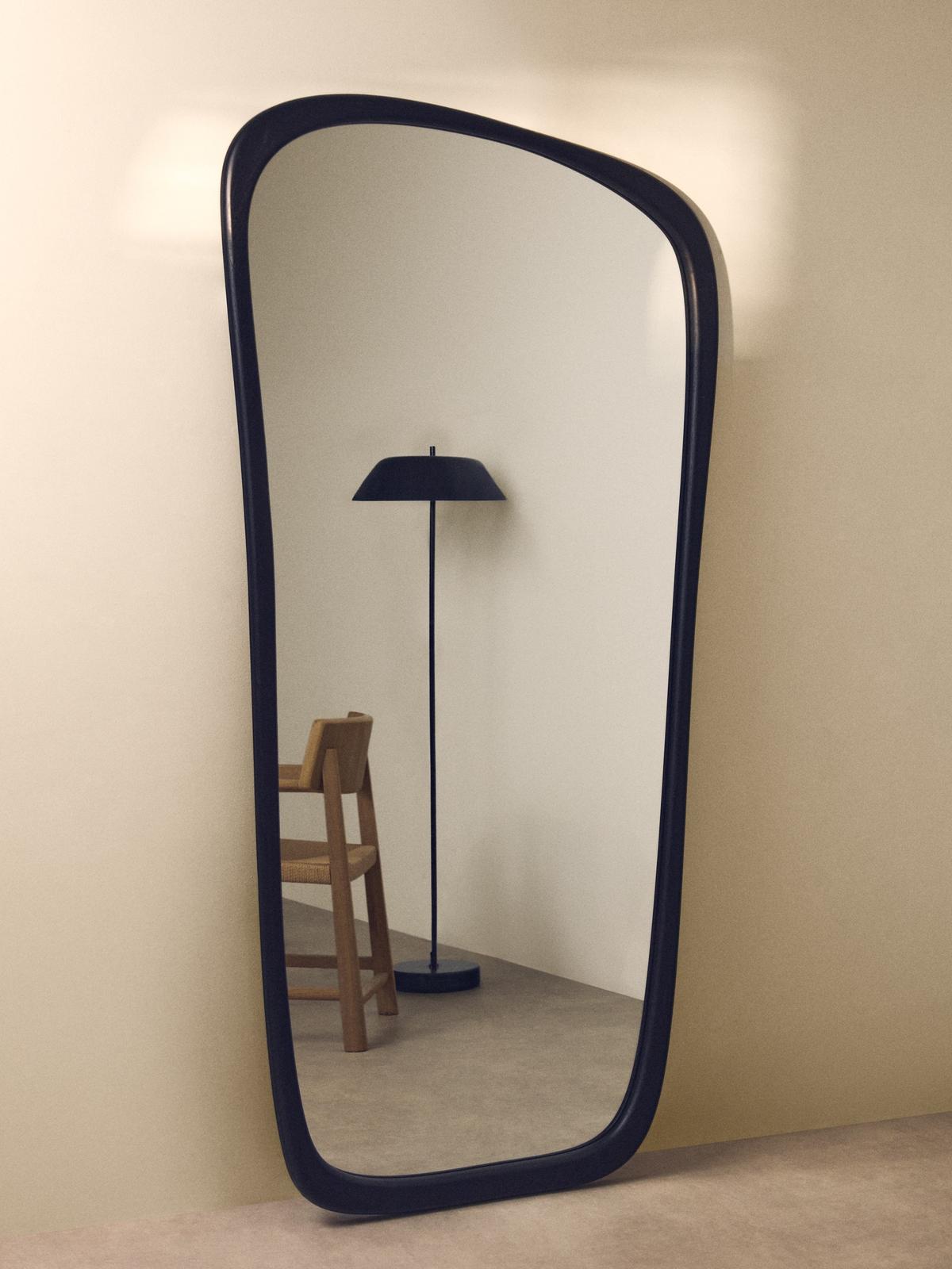 Alura zwarte spiegel van teakhout 94,5x192 cm FSC 100%