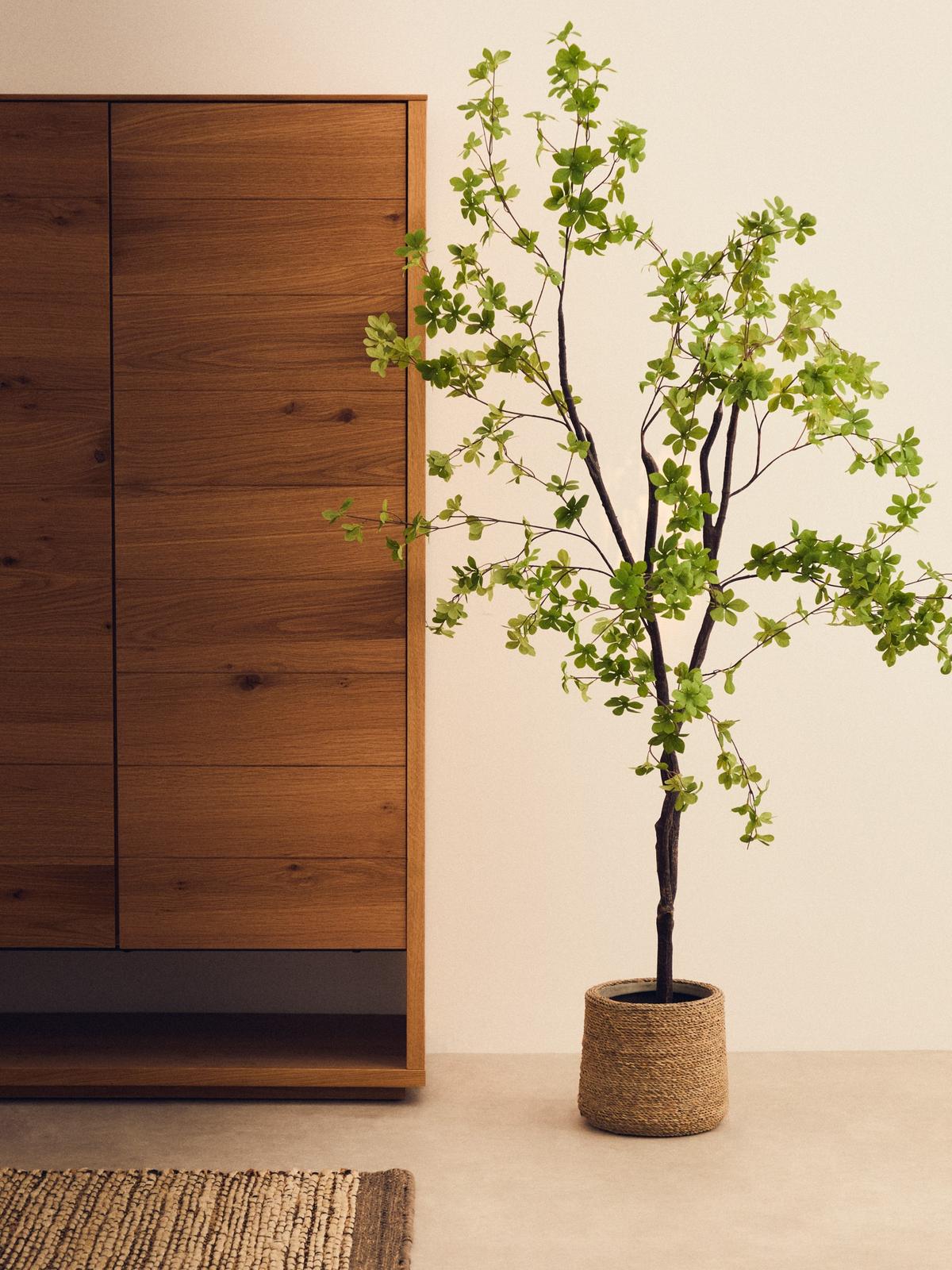 Enkianthus-kunstboom met zwarte pot 214 cm