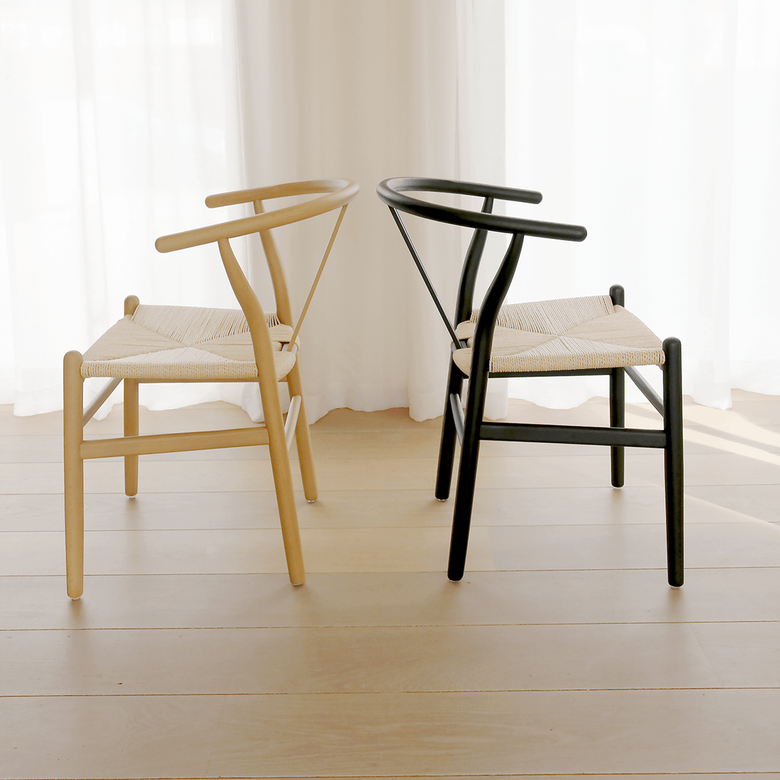 Stoel FOSS Ash Wood Black Stoel FOSS Ash Wood Black