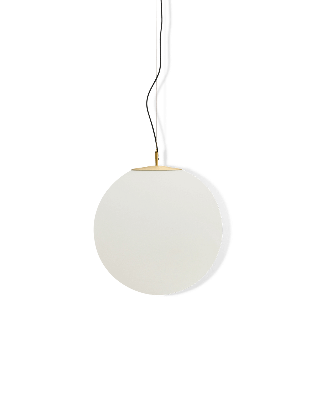 Brisia plafondlamp matglazen bol en messing ⌀50 cm