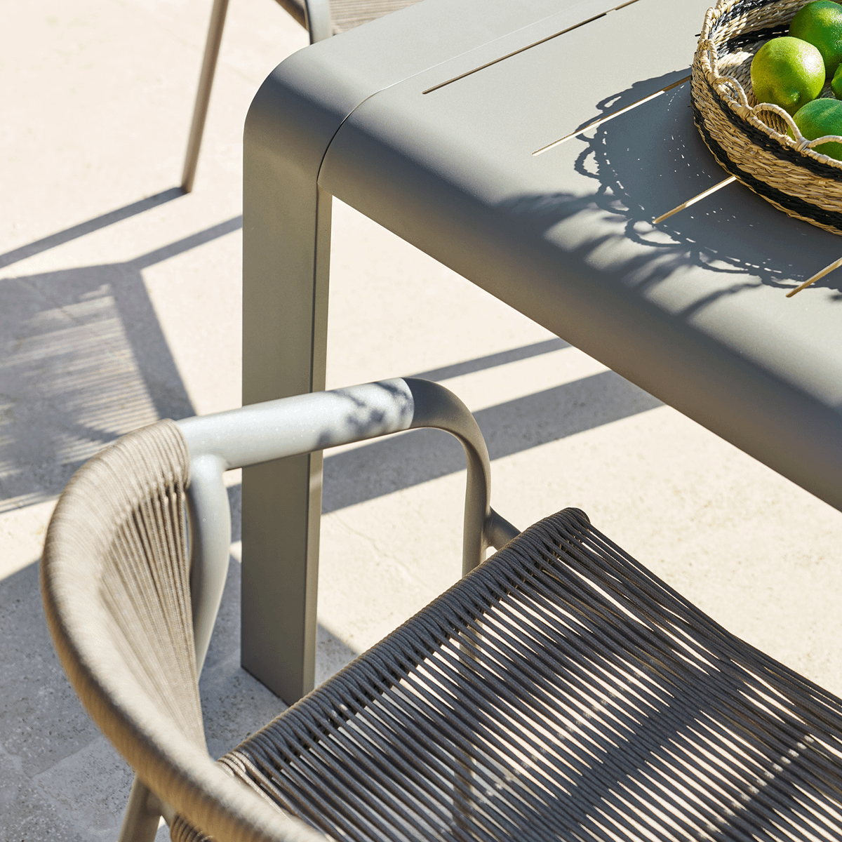 SET: Tuintafel BERGAMO 260x100 + 10x tuinstoel PECORINO Cappuccino