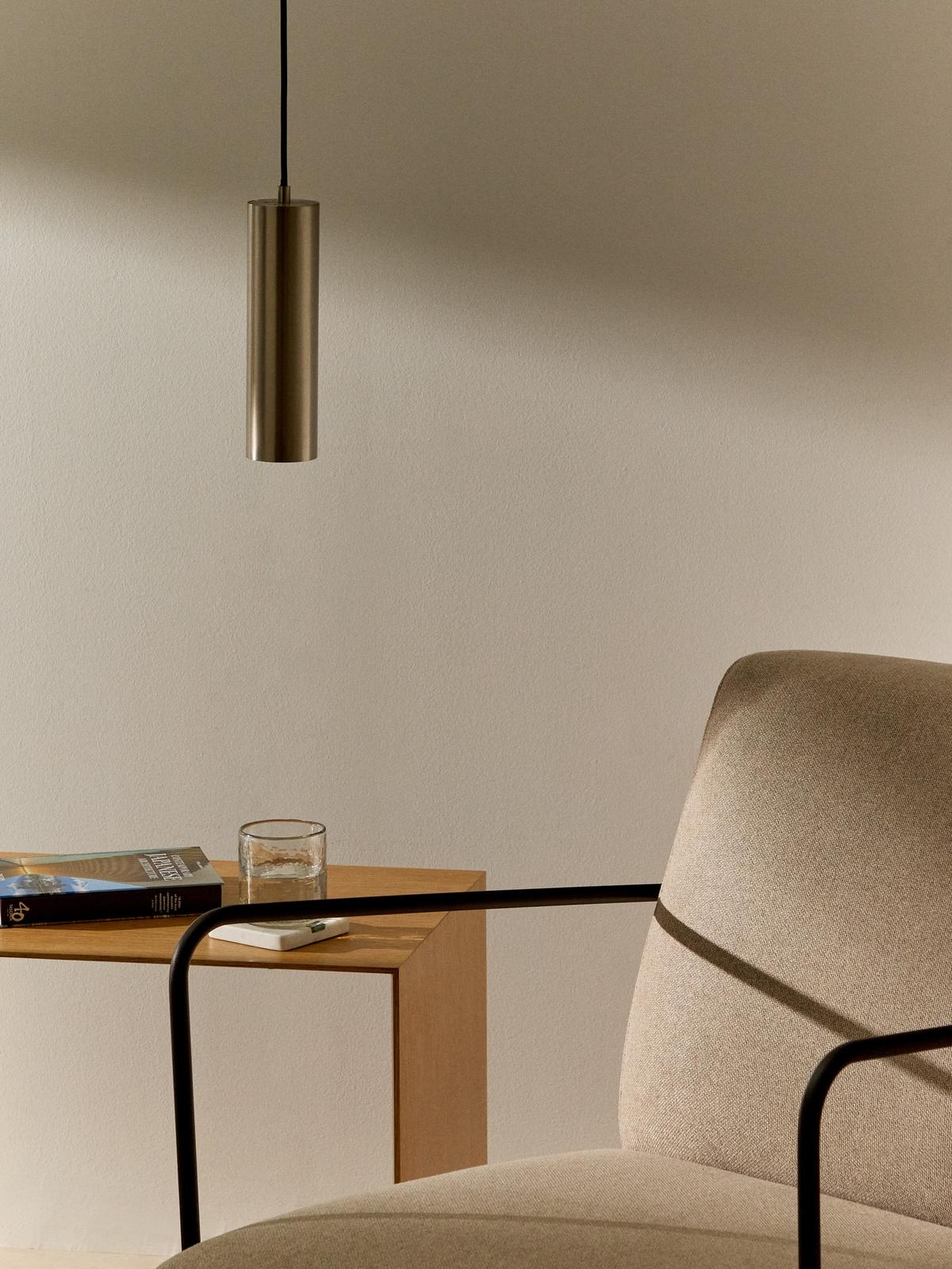 Andia plafondlamp van aluminium met geborsteld zilverkleurig gelakte afwerking