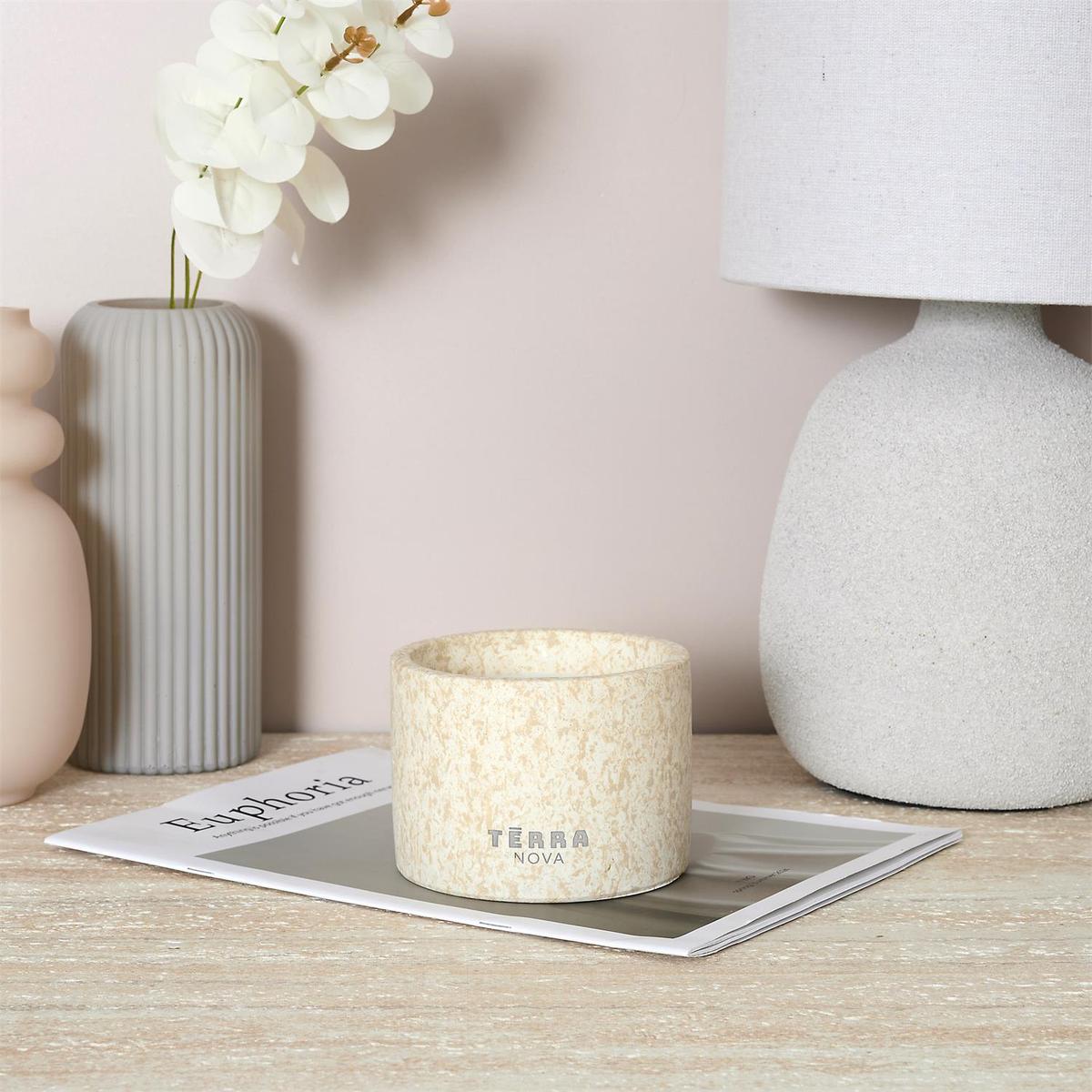 Geurkaars TERRA NOVA L Beige