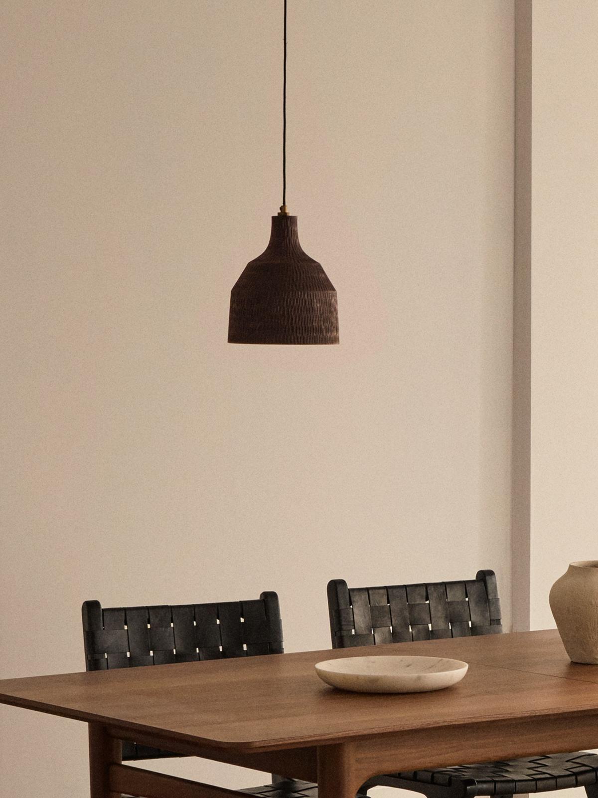 Amire plafondlamp van hout met zwarte afwerking ⌀21 cm