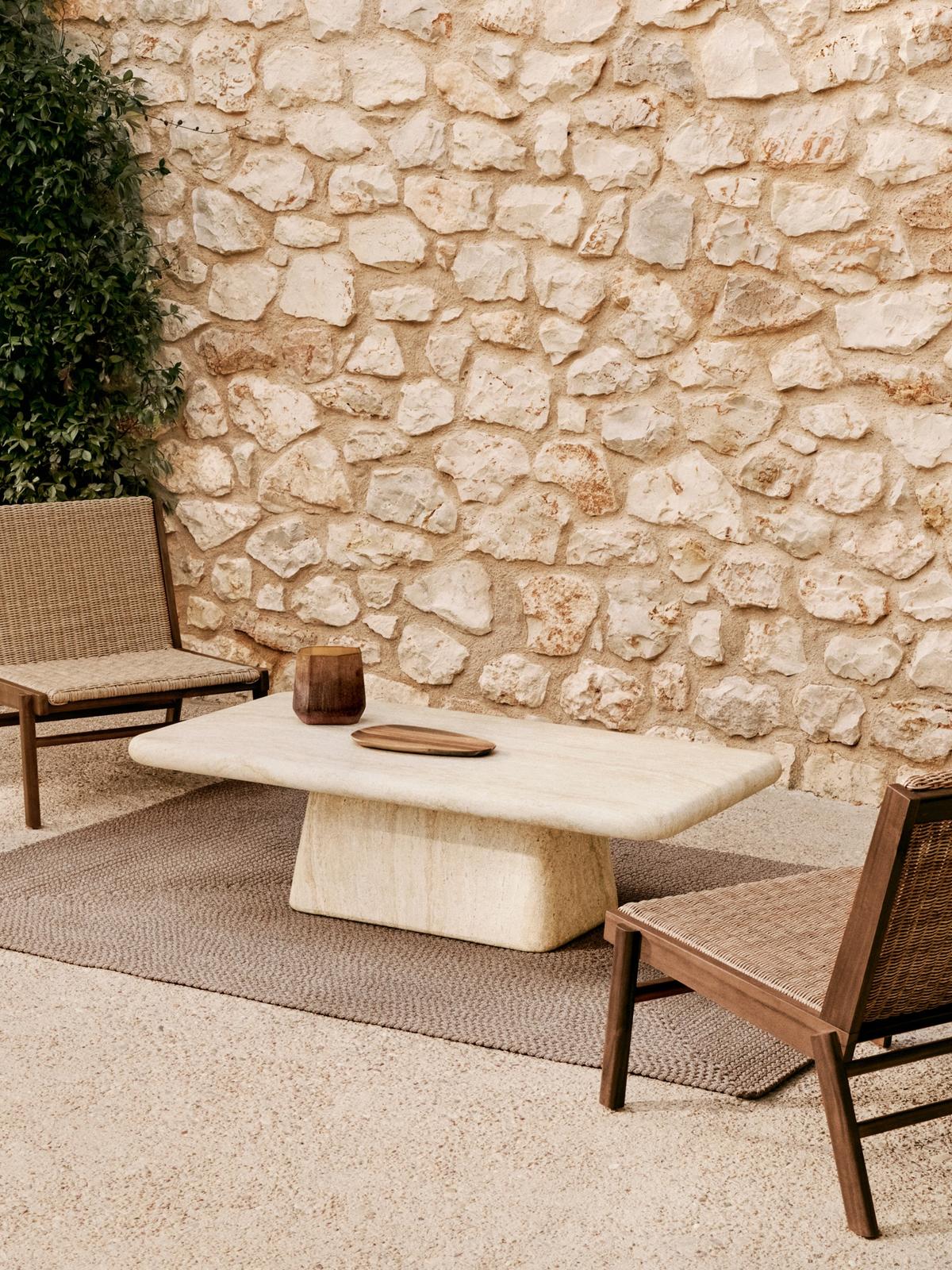 Drasi salontafel van cement met afwerking van travertijneffect 140 x 70 cm