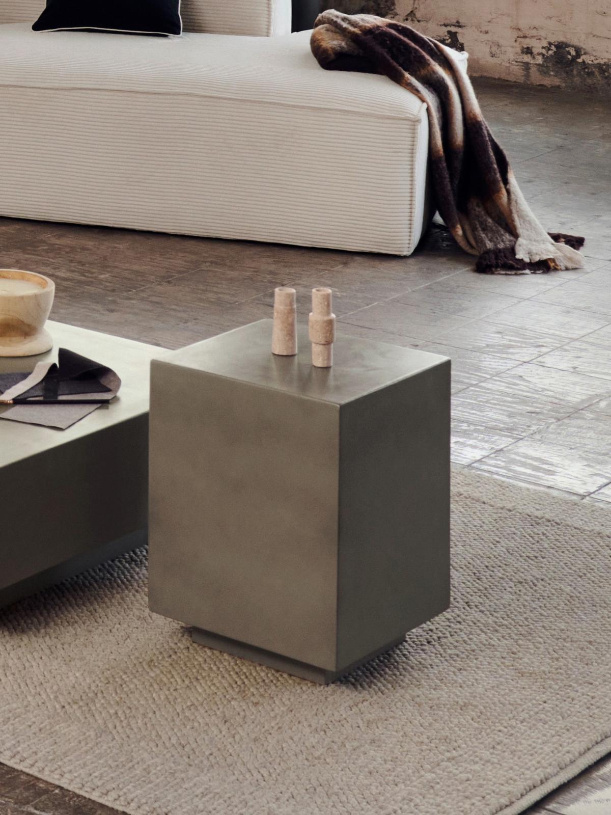 Rustella salontafel in cement 35 x 35 cm