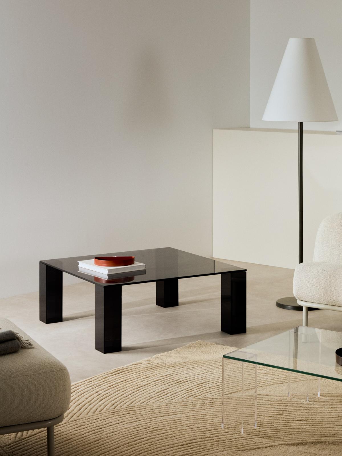 Adularia bijzettafel van donkergrijs gehard glas 85 x 85 cm