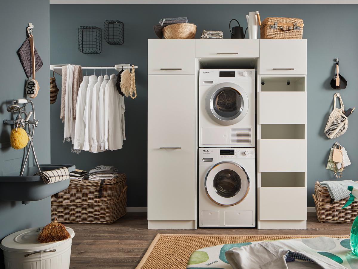 Wasruimteset LAUNDRY: Bergkast + Opzetkast smal X2 + Wasmachinekast hoog + Linnenkast