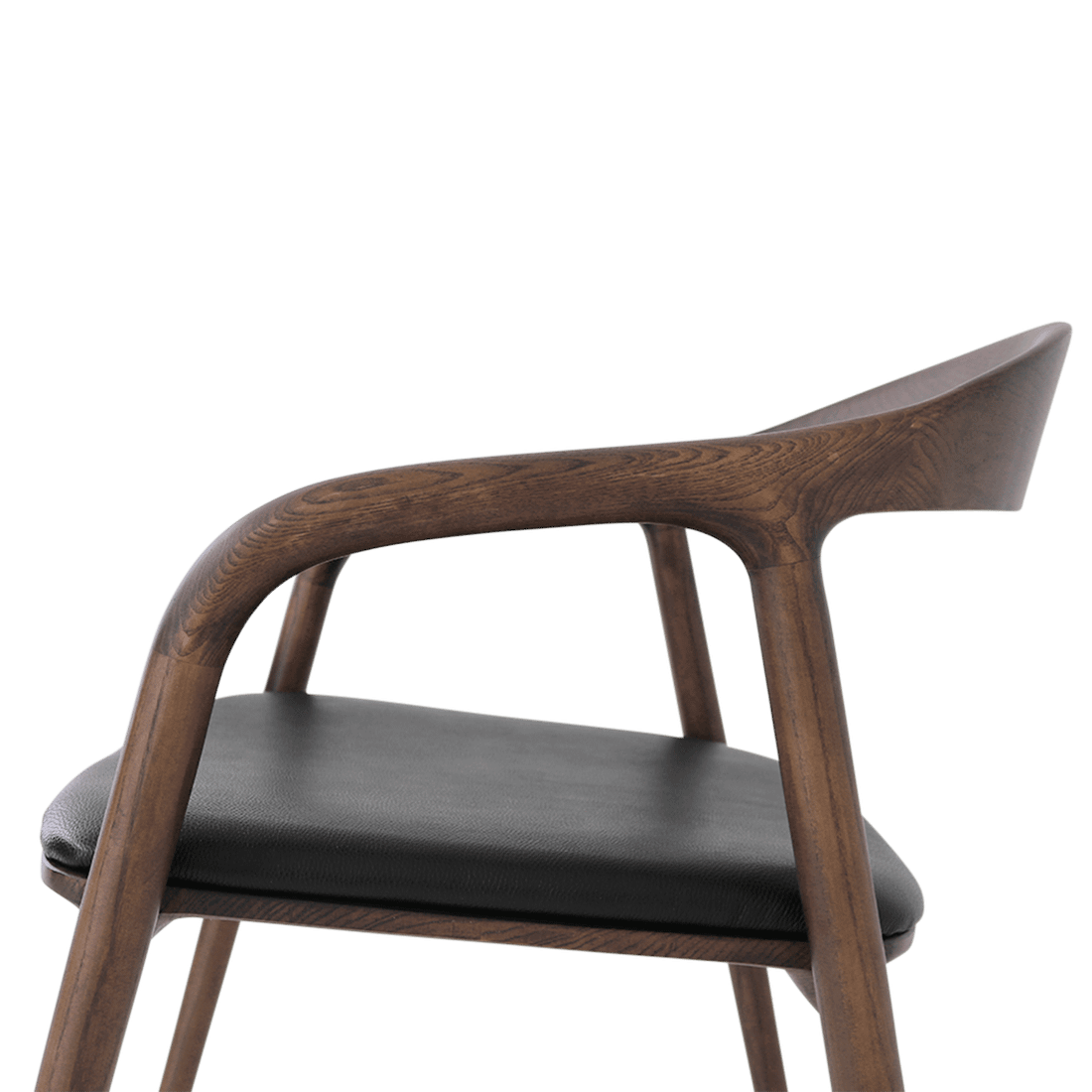 Armstoel HANSON Ash Wood Walnut - Leather Black Armstoel HANSON Ash Wood Walnut - Leather Black