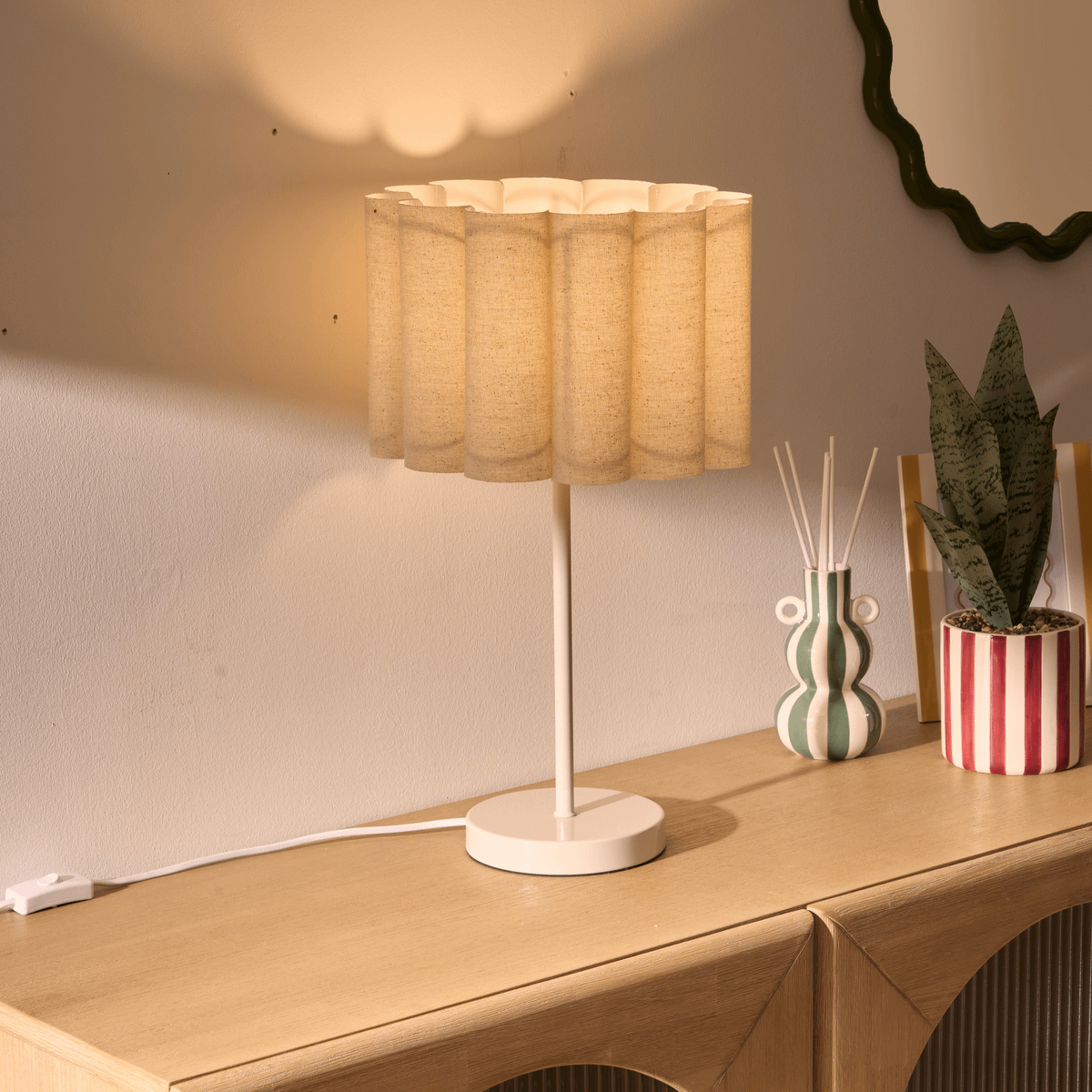 Tafellamp RONIA Beige m/Kap